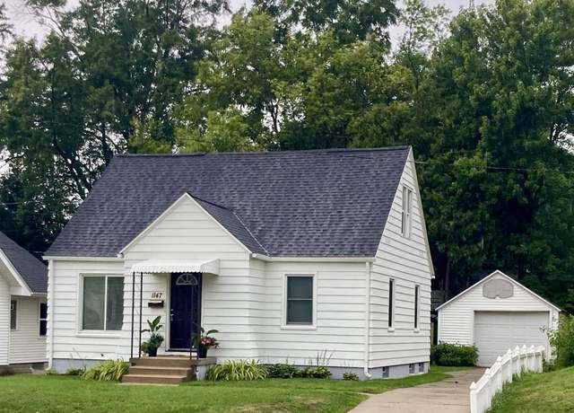 Property at 1147 NE Diamond Ave, Grand Rapids, MI 49503, 4 beds, 1.5 baths