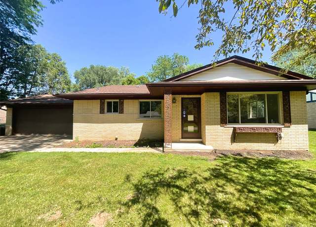 Property at 53044 Ruann Dr, Shelby Twp, MI 48316, 3 beds, 1.5 baths