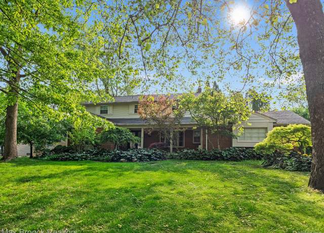 Property at 22491 N Nottingham Dr, Beverly Hills, MI 48025, 4 beds, 3 baths