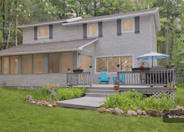 Property at 11870 Bayer Rd. Rd, Roscommon, MI 48653, 3 beds, 3.5 baths