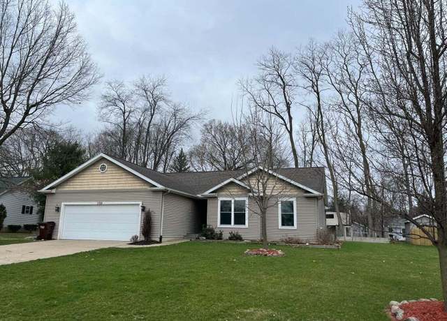 Property at 3358 Harben St, Jackson, MI 49203, 5 beds, 3 baths