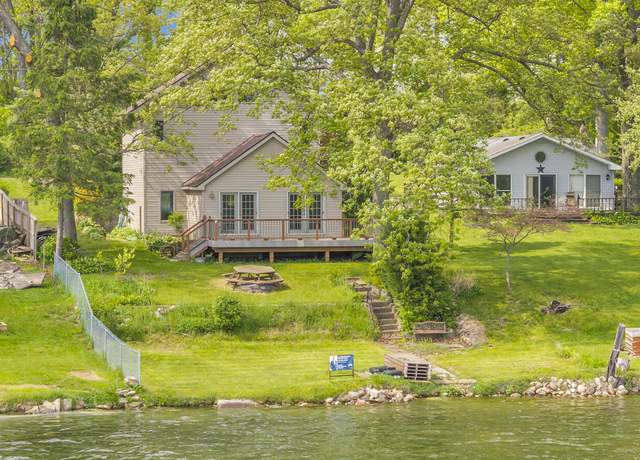 Property at 186 Goldsmith Dr, Clarklake, MI 49234, 3 beds, 2 baths
