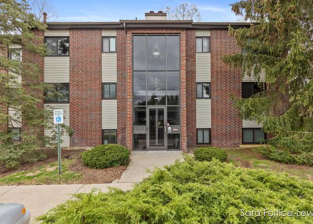 Property at 3294 Devonwood Dr NE Unit D, Grand Rapids, MI 49525, 2 beds, 2 baths