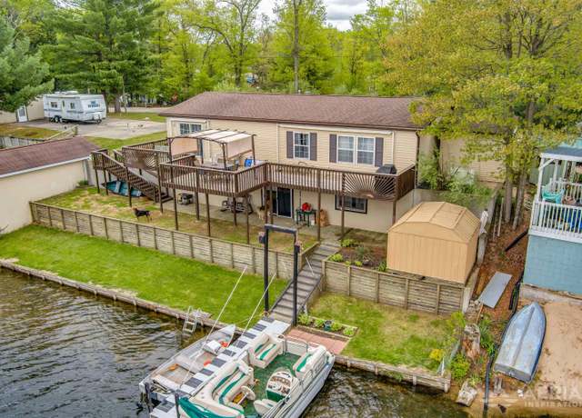 Property at 1929 Mohawk Trl, West Branch, MI 48661, 3 beds, 2 baths