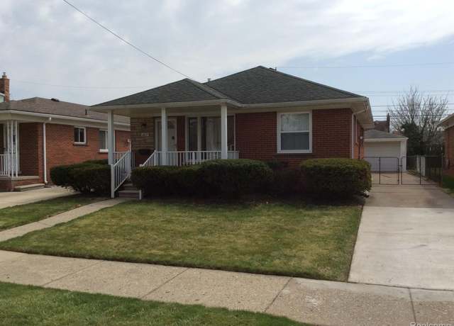 Property at 603 Highland Ave N, Lincoln Park, MI 48146, 3 beds, 1 bath