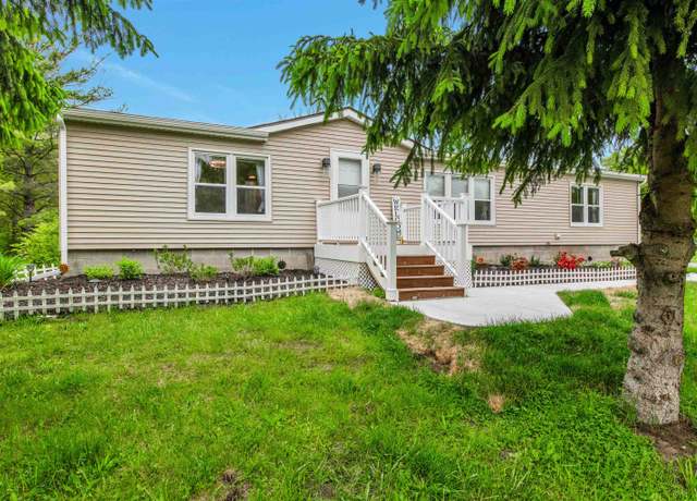 Property at 1371 Sturdevant St, Kimball, MI 48074, 3 beds, 2 baths