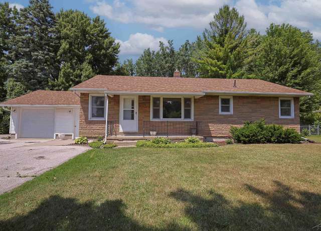 Property at 1944 W Midland Rd, Auburn, MI 48611, 3 beds, 1 bath