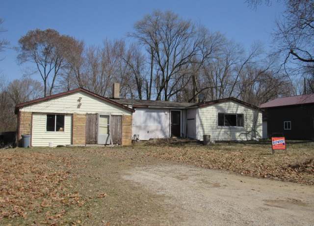 Property at 440 Sprung Lake Dr, Coldwater, MI 49036, 3 beds, 1 bath
