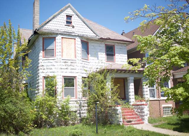 Property at 539 Kenilworth St, Detroit, MI 48202, 6 beds, 2 baths
