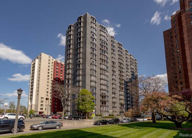 Property at 8200 E Jefferson Ave #1605, Detroit, MI 48214, 2 beds, 1 bath