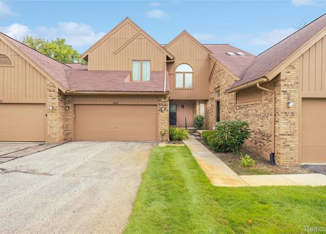 Property at 6607 Westbrooke Ct, West Bloomfield Charter Township, MI 48322, 2 beds, 2 baths