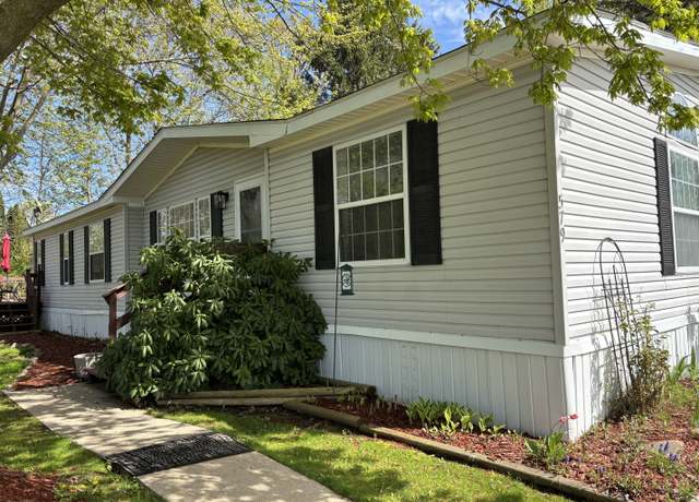 Property at 579 Turquoise Dr, Whitmore Lake, MI 48189, 3 beds, 2 baths