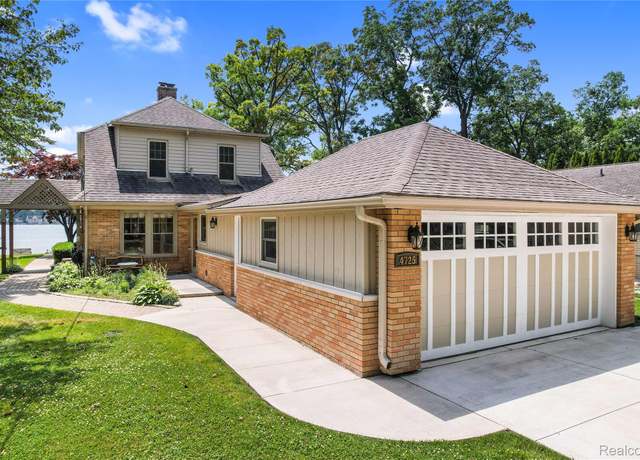 Property at 4725 Motorway Dr, Waterford, MI 48328, 3 beds, 3 baths