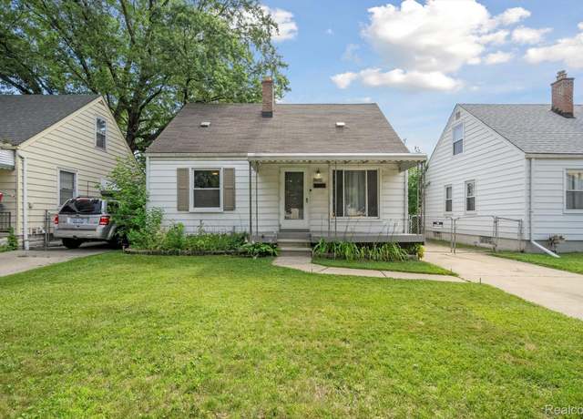 Property at 27226 Lawnwood St, Roseville, MI 48066, 3 beds, 1 bath