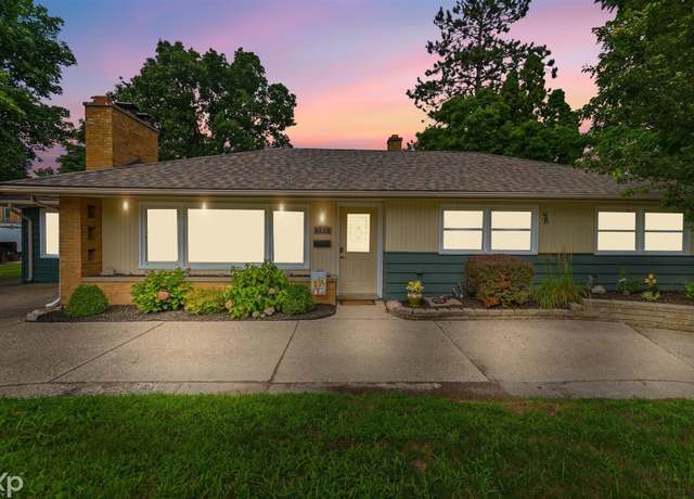 Property at 137 Rathbone St, Mt Clemens, MI 48043, 3 beds, 2 baths