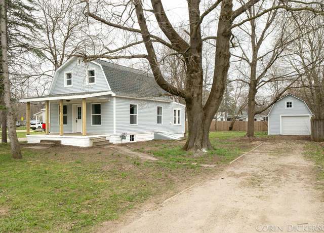 Property at 127 Ida St, Allegan, MI 49010, 3 beds, 1 bath
