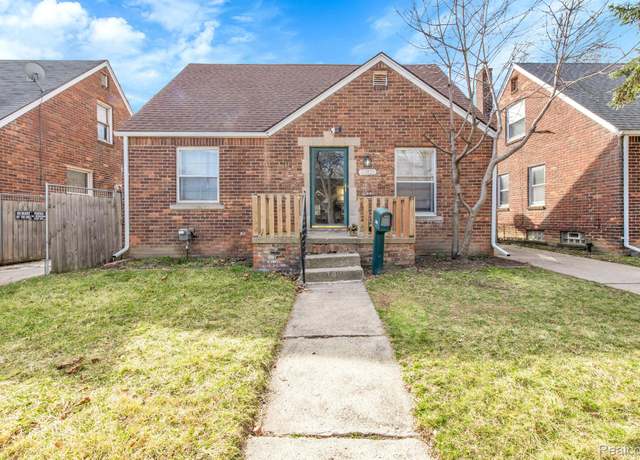 Property at 20821 Blackmar Ave, Warren, MI 48091, 3 beds, 2 baths