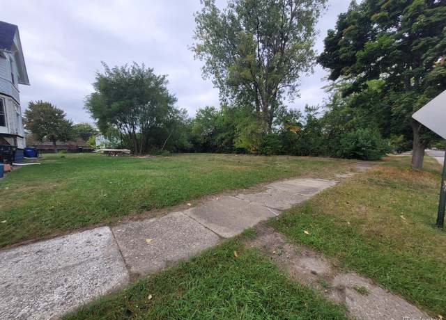 Property at 1433 Sheridan St, Detroit, MI 48214, 1 bath
