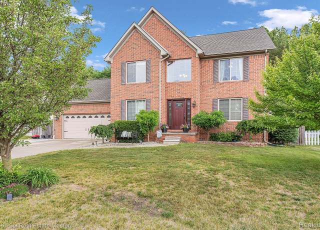 Property at 4066 Janice Ave, Fort Gratiot, MI 48059, 4 beds, 3.5 baths