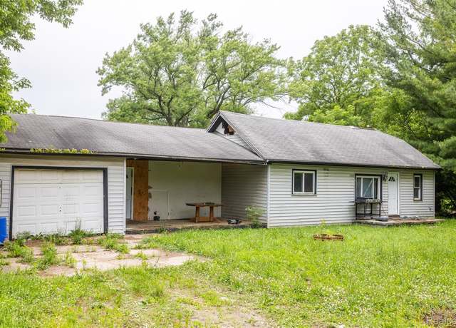 Property at 8053 Leadley Ave, Genesee, MI 48458, 4 beds, 1 bath