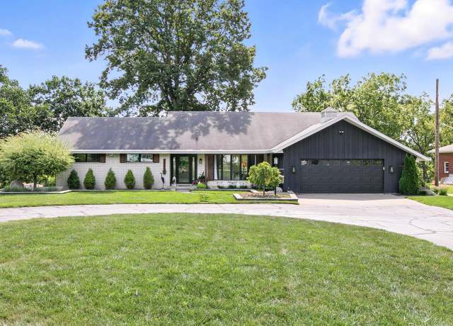 Property at 4405 North River Rd, Fort Gratiot Charter Township, MI 48059, 4 beds, 2.5 baths
