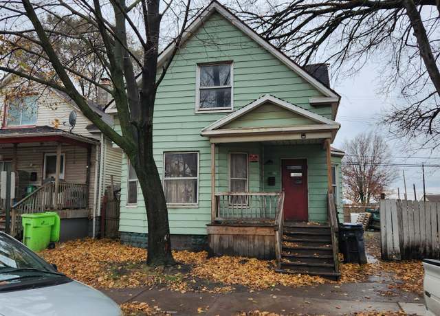 Property at 140 Division St, River Rouge, MI 48218, 6 beds, 2 baths