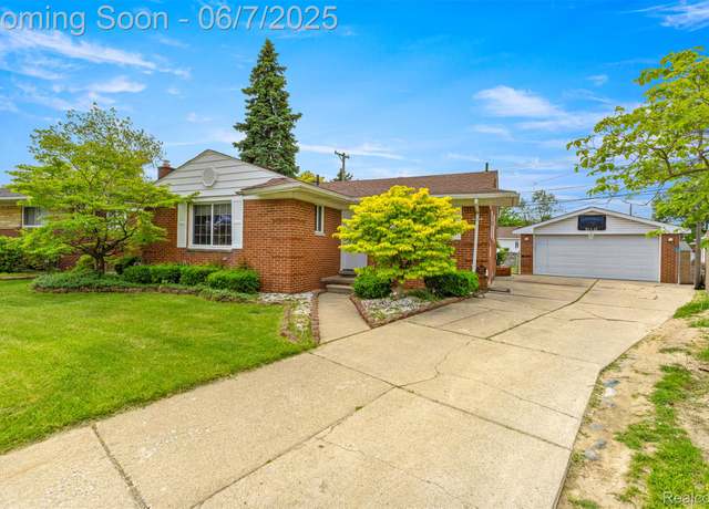 Property at 26622 Bryan Ct, Dearborn Heights, MI 48127, 3 beds, 1.5 baths