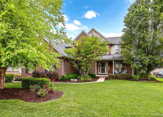 Property at 58724 Carriage Ln, South Lyon, MI 48178, 4 beds, 3.5 baths