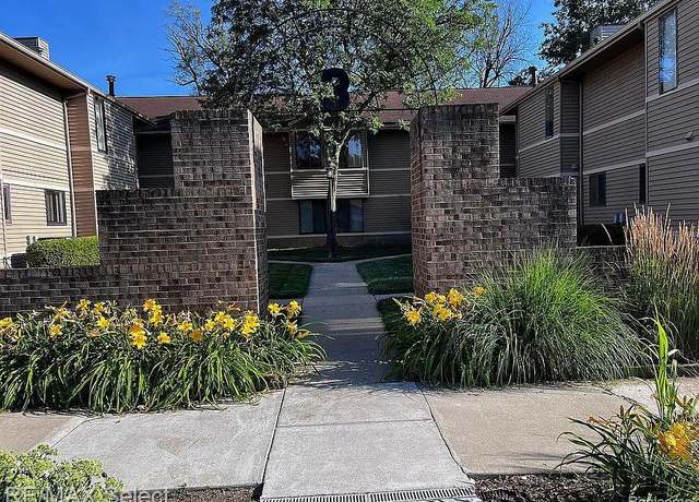 Property at 250 Briarcrest Dr #129, Ann Arbor, MI 48104, 2 beds, 2 baths