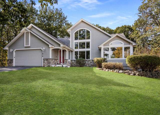 Property at 11826 Ridge View Dr, Rapid City, MI 49676, 4 beds, 3 baths