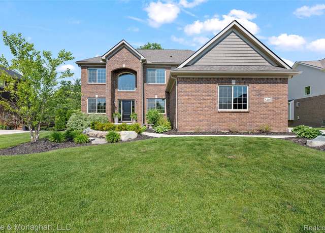 Property at 5401 Aberdeen Ct, Clarkston, MI 48348, 4 beds, 2.5 baths