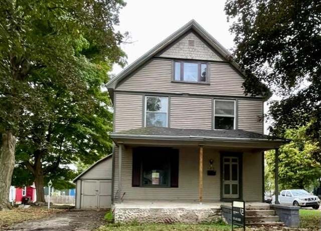 Property at 120 Oak St, Hillsdale, MI 49242, 7 beds, 1.5 baths