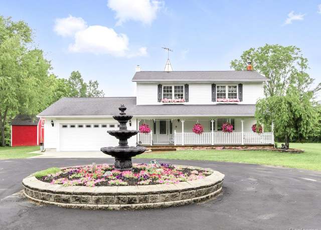 Property at 5162 Gratiot Ave, St_ Clair, MI 48079, 4 beds, 2.5 baths