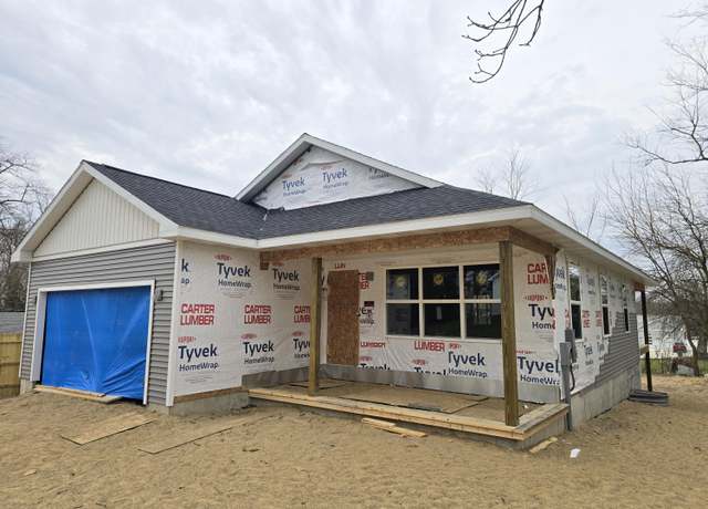 Property at 57723 Ryan St, Mattawan, MI 49071, 3 beds, 2 baths