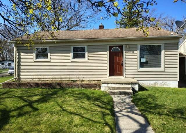 Property at 1108 W Mott Ave, Flint, MI 48505, 3 beds, 1 bath