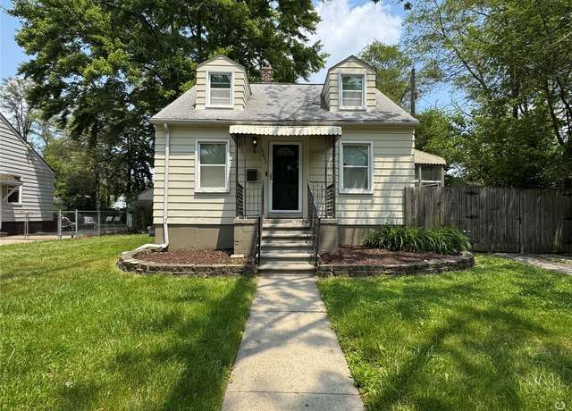 Property at 19455 Elkhart St, Harper Woods, MI 48225, 3 beds, 1 bath
