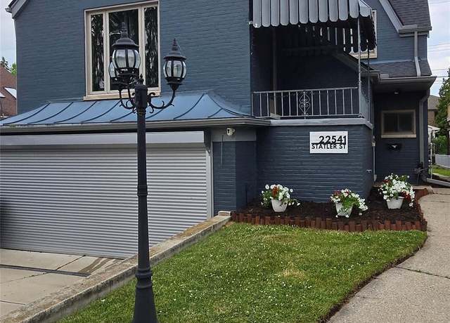 Property at 22541 Statler St, St Clair Shores, MI 48081, 3 beds, 3.5 baths