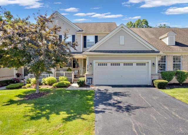Property at 5919 Baypointe Blvd, Independence Charter Township, MI 48346, 3 beds, 3 baths