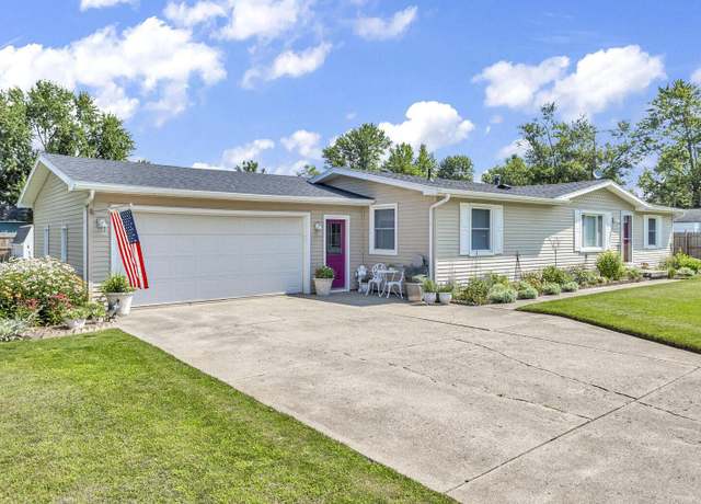 Property at 150 North Street Ct, Jackson, MI 49201, 3 beds, 2 baths