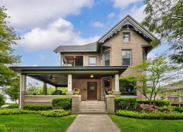 Property at 903 Lake Blvd, St Joseph, MI 49085, 4 beds, 3.5 baths