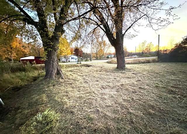 Property at 124 W Prospect Ave, Harrietta, MI 49638