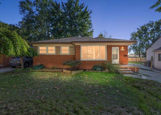 Property at 21610 Fresard St, St Clair Shores, MI 48080, 3 beds, 1.5 baths