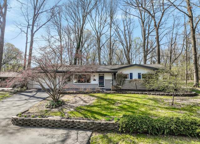 Property at 11004 Timberline Dr, Shelby Twp, MI 48316, 3 beds, 2 baths