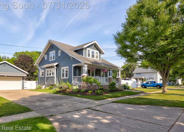Property at 120 Parker St, Frankenmuth, MI 48734, 5 beds, 2 baths