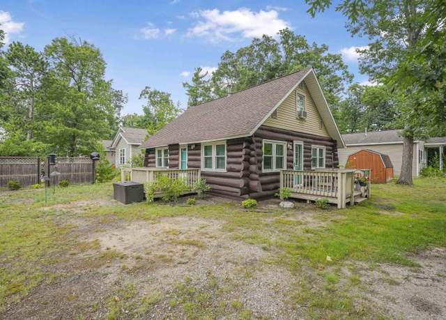Property at 659 Hastings St, Traverse City, MI 49686, 2 beds, 1 bath