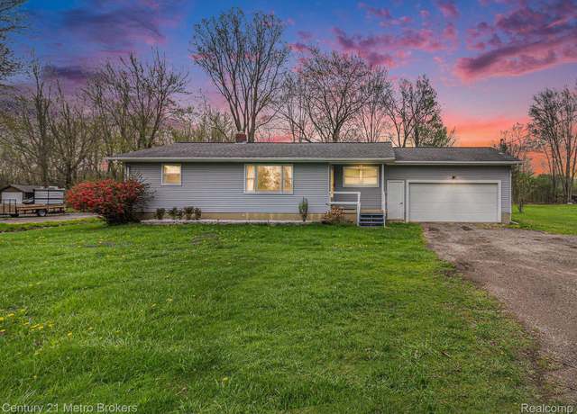 Property at 3090 N Belsay Rd, Flint, MI 48506, 3 beds, 1 bath