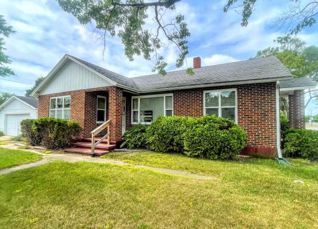 Property at 701 N Harris St, Mt. Pleasant, MI 48858, 3 beds, 2 baths