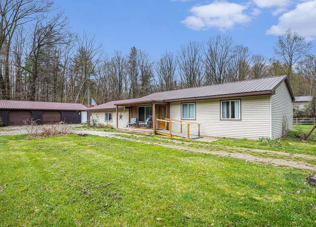 Property at 5343 Clear Lake Rd, North Branch, MI 48461, 3 beds, 1 bath