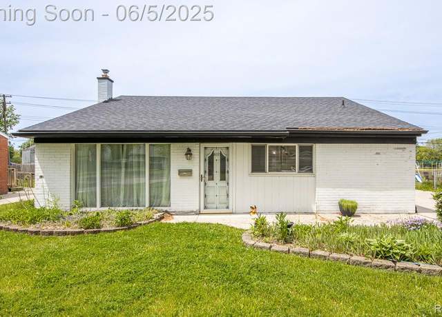 Property at 36335 Weideman St, Clinton Township, MI 48035, 3 beds, 1.5 baths
