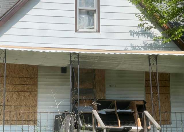 Property at 2010 Crocker Ave, Flint, MI 48503, 3 beds, 1 bath